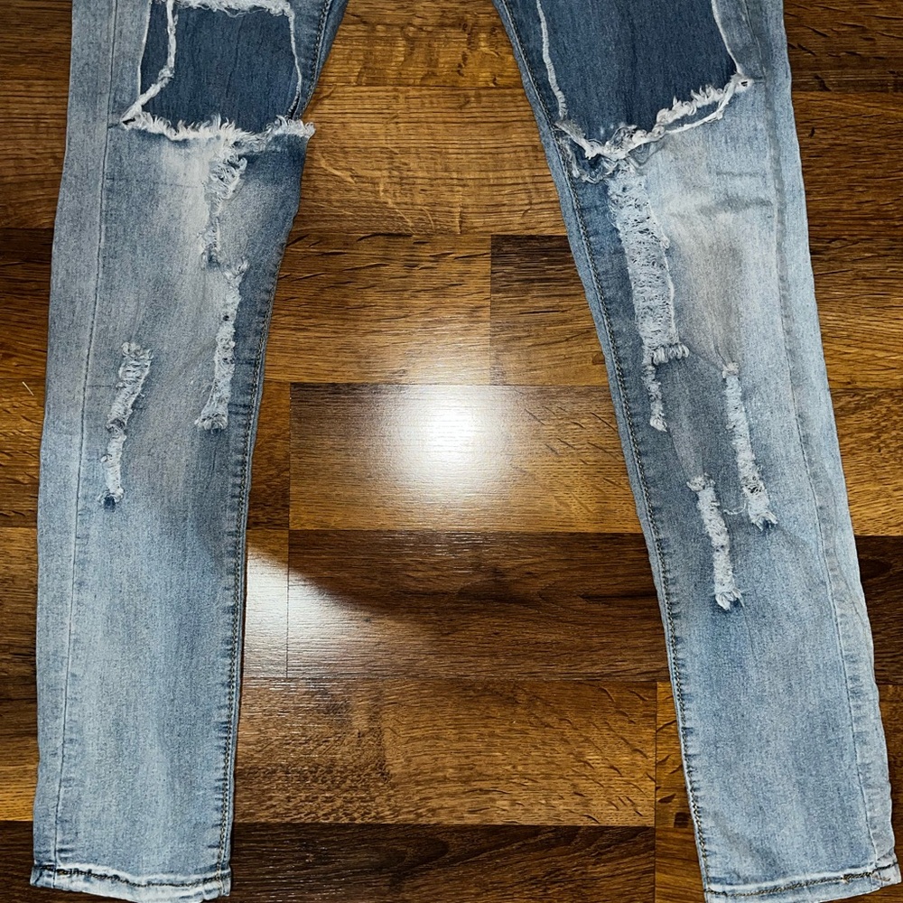 Jeans - Picture 3 of 4